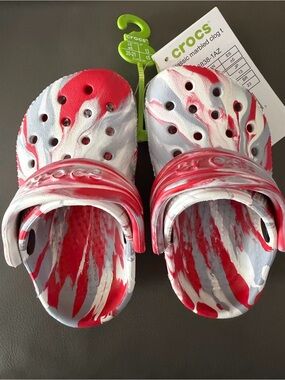 CROCS C5 Marbled Clog in White & Red
